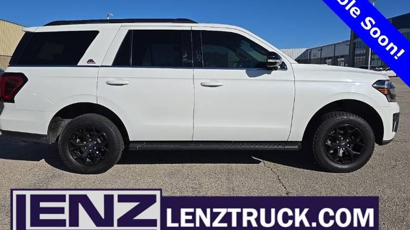 FORD EXPEDITION 2022 1FMJU1RT1NEA38922 image