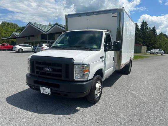 FORD E-450 2018 1FDWE4F68JDC28252 image