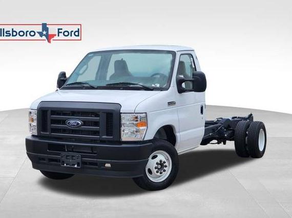 FORD E-350 2025 1FDXE4FN8SDD16067 image FORD E-350 2025 1FDXE4FN8SDD16067 image