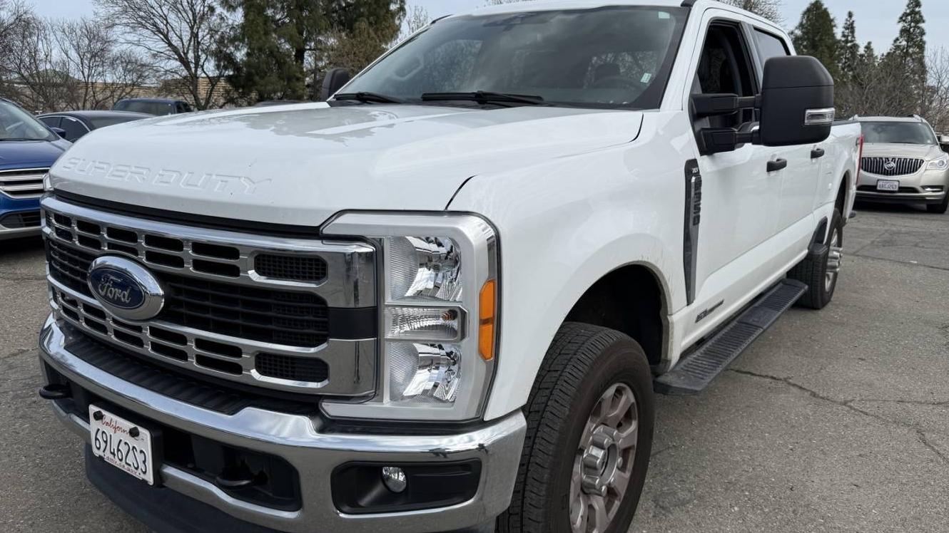 FORD F-350 2023 1FT8W3BTXPEC57951 image