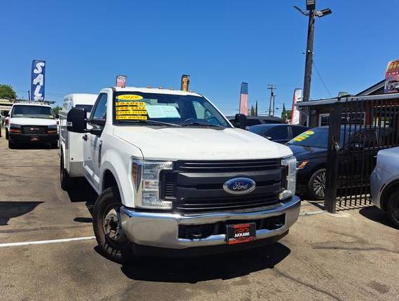 FORD F-350 2019 1FDRF3C60KED67652 image