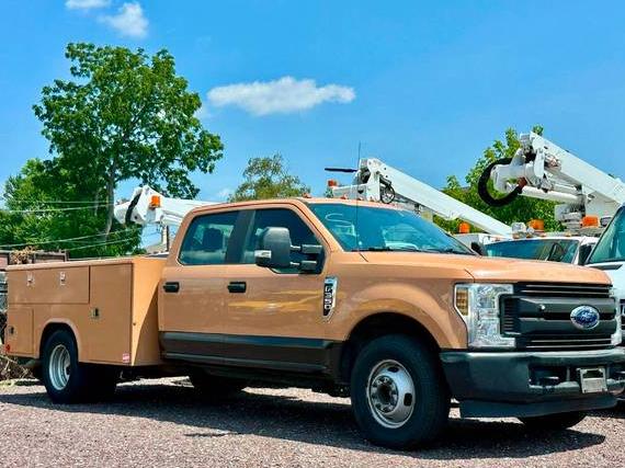 FORD F-350 2019 1FD8W3G62KEF05598 image