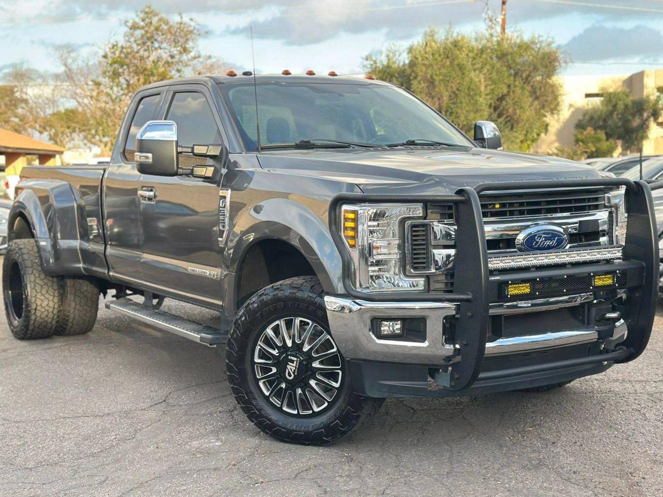 FORD F-350 2019 1FT8X3DT1KED52269 image