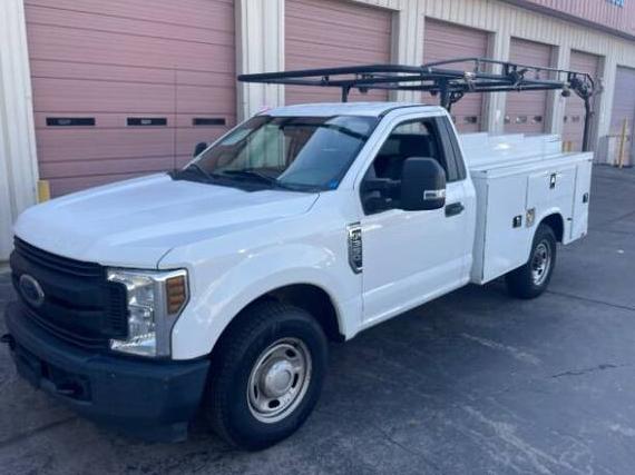 FORD F-350 2018 1FDBF3A65JEC48045 image FORD F-350 2018 1FDBF3A65JEC48045 image