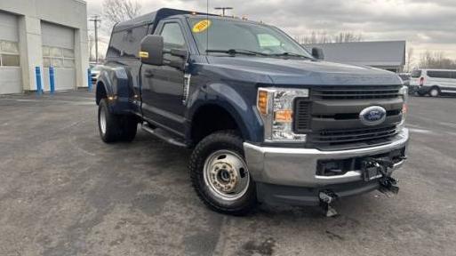 FORD F-350 2018 1FTRF3D61JEC22122 image