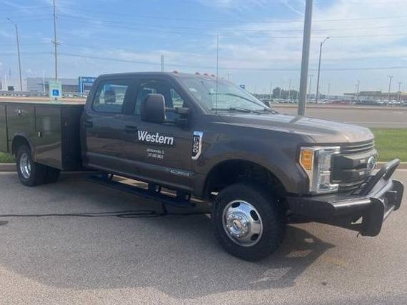 FORD F-350 2017 1FD8W3HT9HEE29018 image