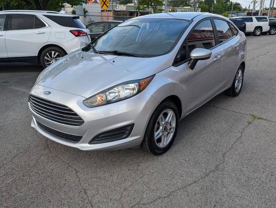 FORD FIESTA 2018 3FADP4BJ1JM135633 image