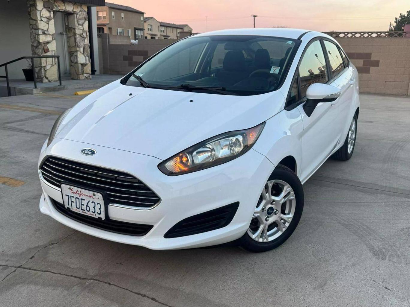 FORD FIESTA 2014 3FADP4BJ5EM180144 image