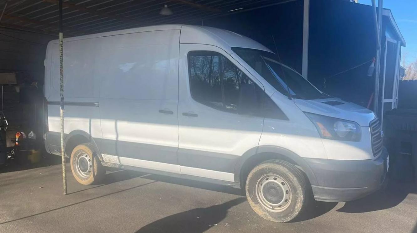 FORD TRANSIT 2019 1FTYR1CMXKKB63565 image