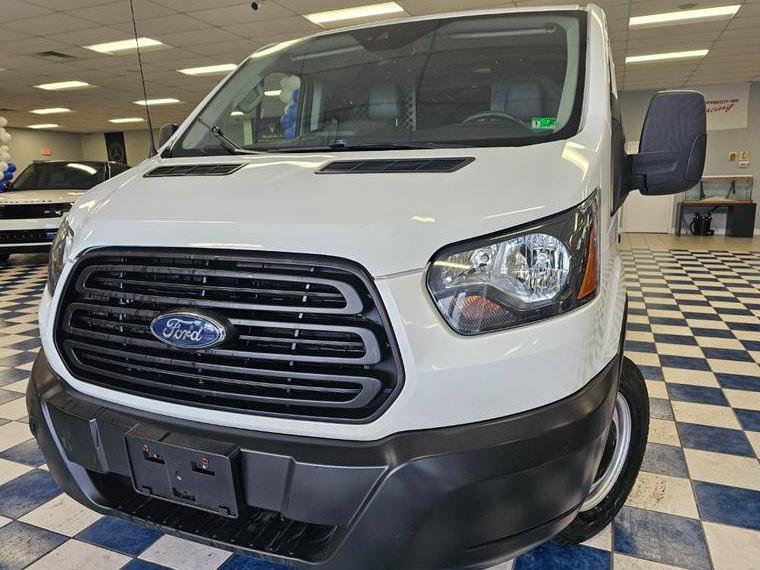 FORD TRANSIT 2019 1FTYR1YM5KKA23237 image