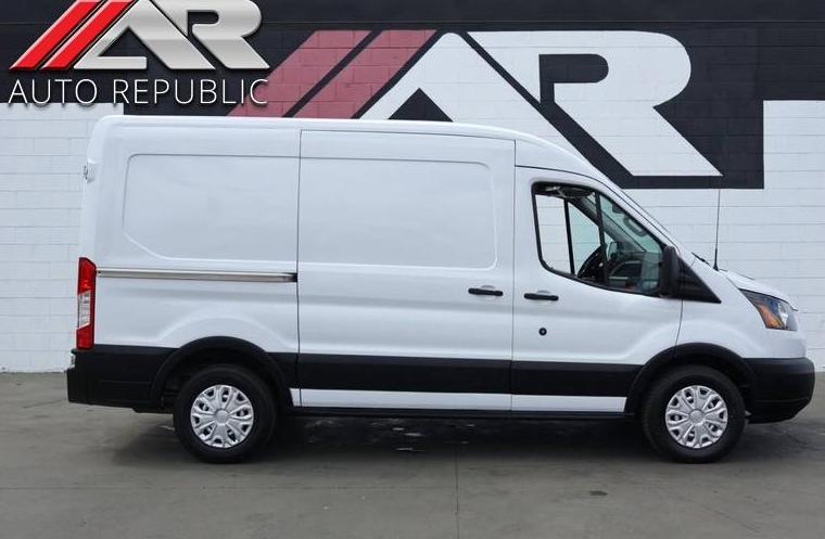 FORD TRANSIT 2019 1FTYE1CM6KKA28496 image