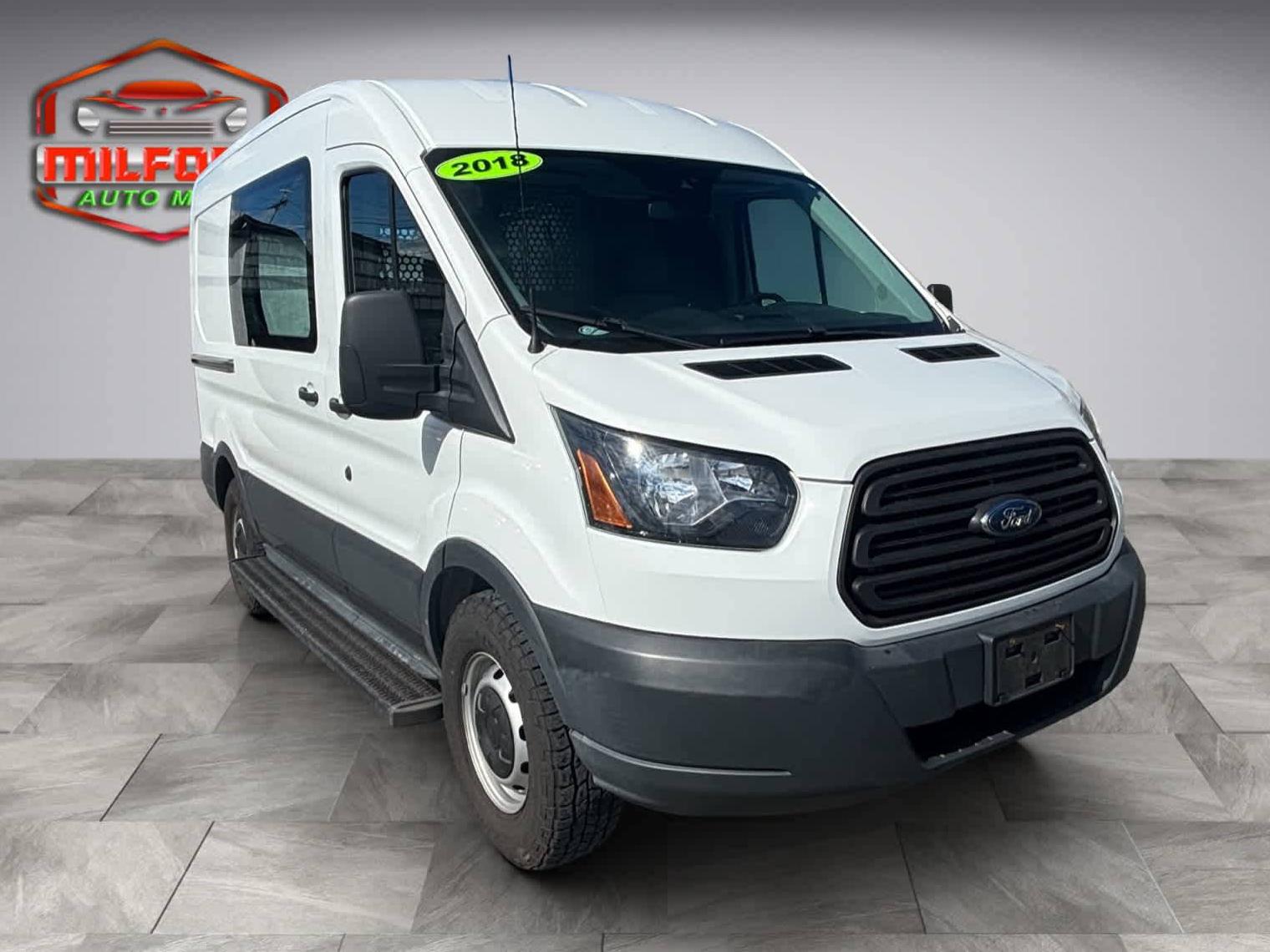 FORD TRANSIT 2018 1FTYR1CM8JKA04851 image