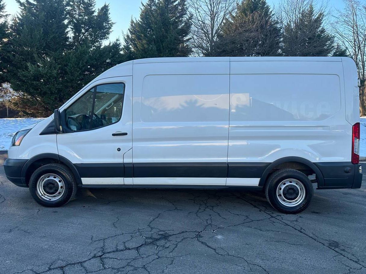 FORD TRANSIT 2018 1FTYR2CM3JKA57365 image