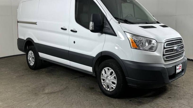 FORD TRANSIT 2018 1FTYR1YV6JKB53695 image