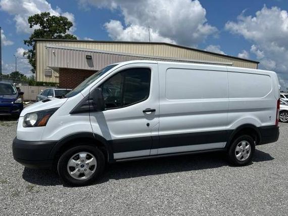 FORD TRANSIT 2018 1FTYR1YG1JKB22811 image