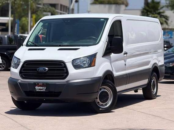 FORD TRANSIT 2018 1FTYE1YM6JKB46894 image