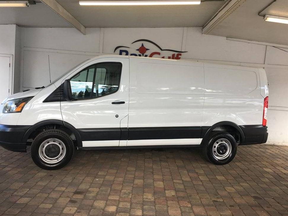 FORD TRANSIT 2018 1FTYR1YM1JKB13449 image