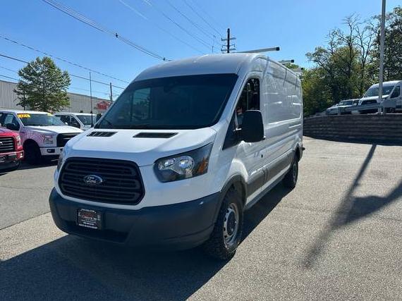 FORD TRANSIT 2018 1FTYR2CM6JKB12634 image