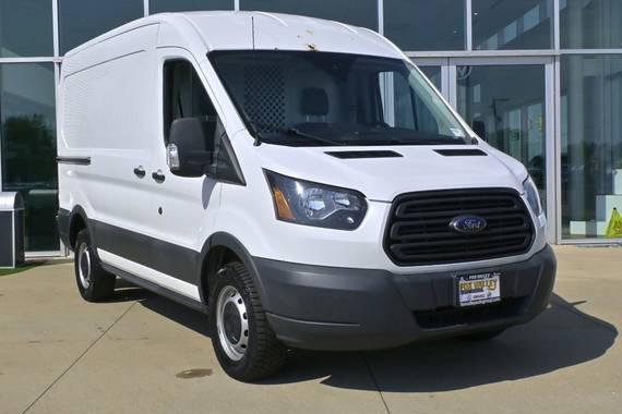 FORD TRANSIT 2017 1FTYR1CGXHKA84142 image FORD TRANSIT 2017 1FTYR1CGXHKA84142 image