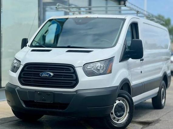 FORD TRANSIT 2017 1FTYR1ZM1HKA45002 image