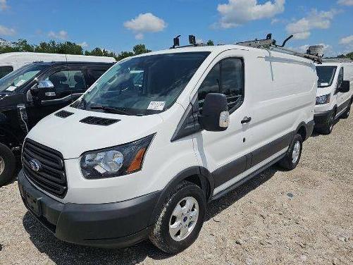 FORD TRANSIT 2017 1FTYR1YG8HKB48526 image