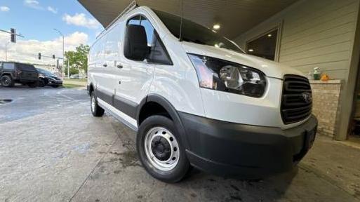 FORD TRANSIT 2017 1FTYR1ZM6HKA72700 image