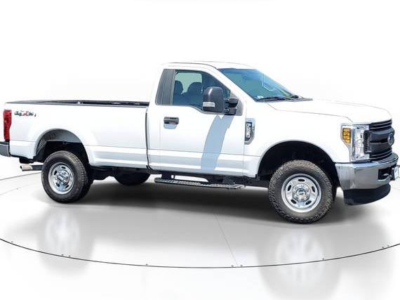 FORD F-250 2018 1FTBF2B64JEC62581 image