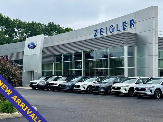 FORD EXPLORER 2023 1FMSK8DH4PGB36856 image