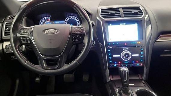 FORD EXPLORER 2018 1FM5K8HT5JGC49055 image