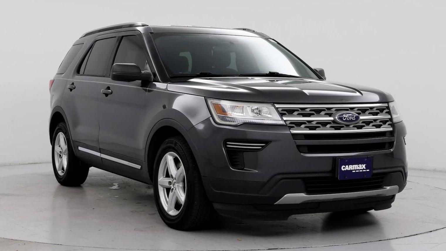 FORD EXPLORER 2018 1FM5K7D89JGB27357 image