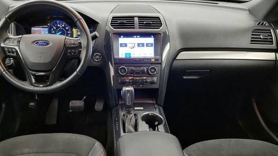 FORD EXPLORER 2018 1FM5K7D81JGB62717 image