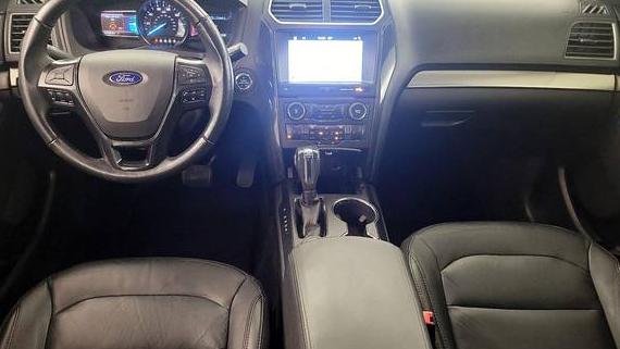 FORD EXPLORER 2018 1FM5K8D81JGB76218 image