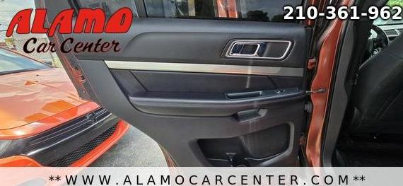 FORD EXPLORER 2018 1FM5K8D84JGC15707 image