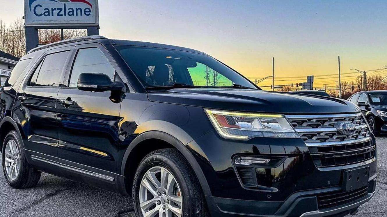 FORD EXPLORER 2018 1FM5K7D88JGB52315 image