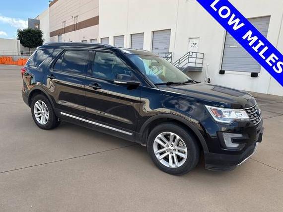 FORD EXPLORER 2017 1FM5K7D85HGD65636 image