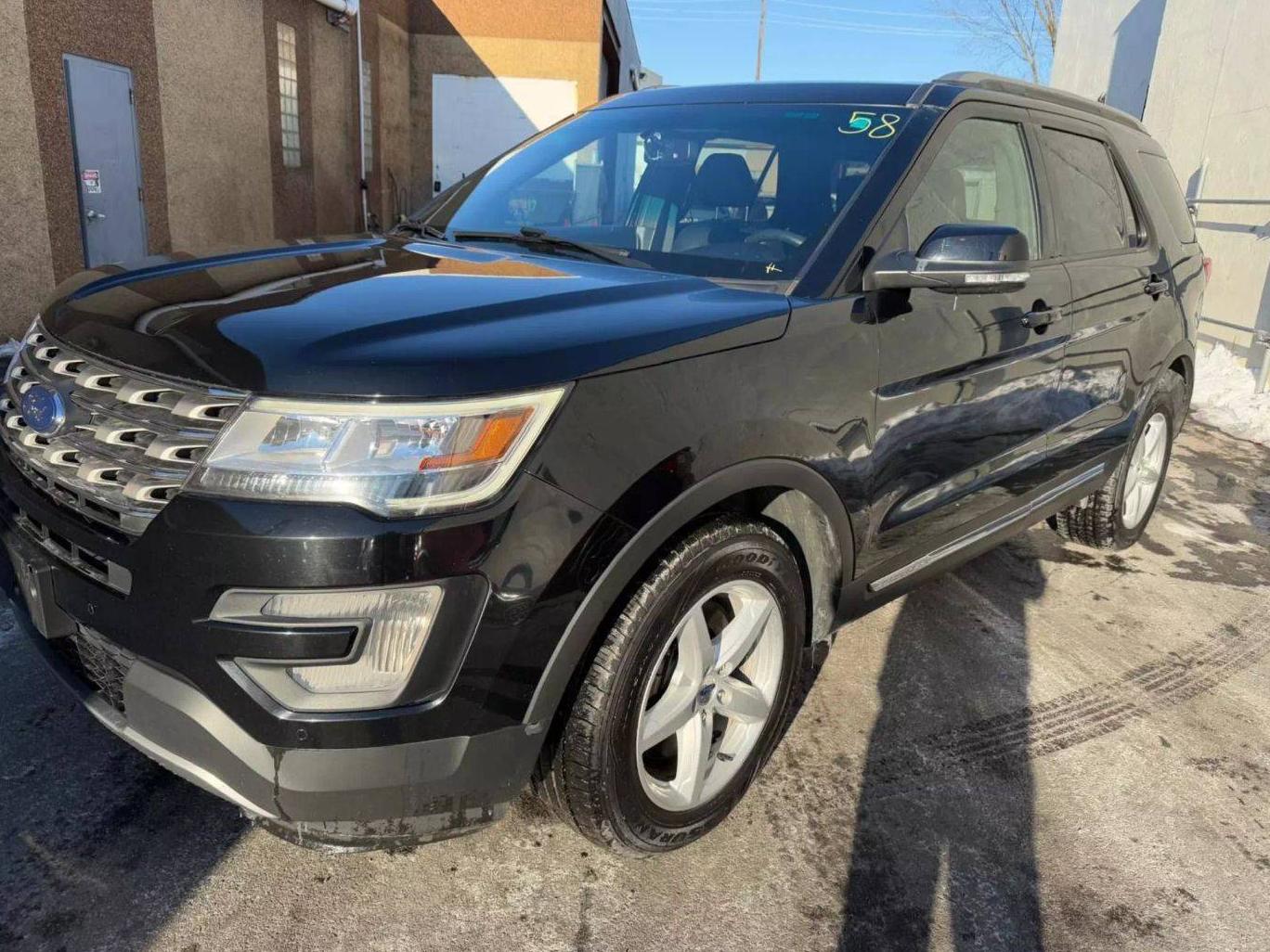 FORD EXPLORER 2017 1FM5K8D87HGE17158 image