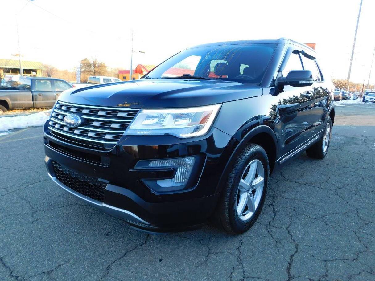 FORD EXPLORER 2017 1FM5K8D85HGD18368 image