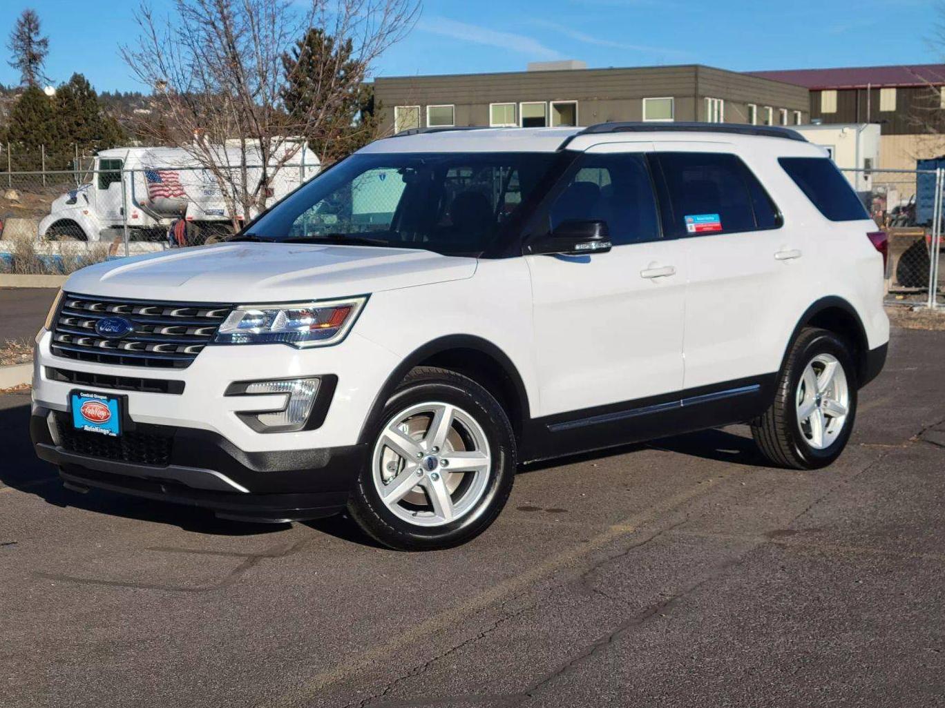 FORD EXPLORER 2017 1FM5K8D84HGD12934 image