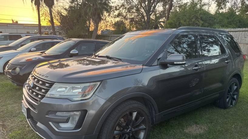 FORD EXPLORER 2017 1FM5K7D8XHGA10655 image