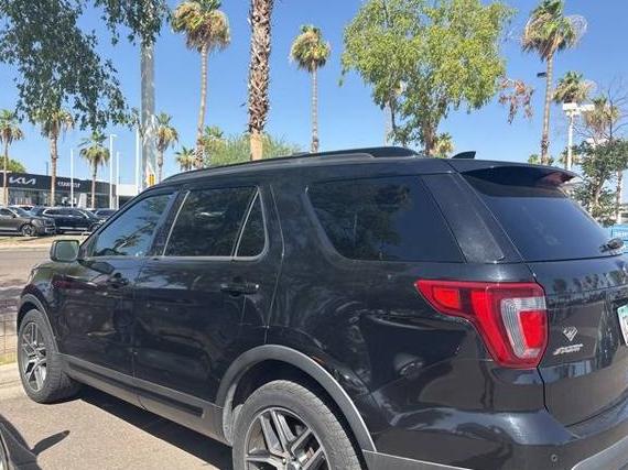 FORD EXPLORER 2017 1FM5K8GT8HGB06709 image