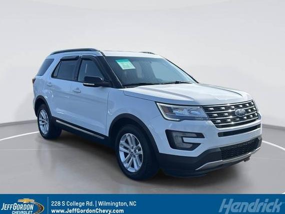 FORD EXPLORER 2017 1FM5K7D81HGB37570 image
