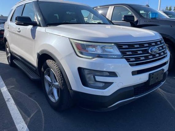 FORD EXPLORER 2017 1FM5K8D80HGE25215 image FORD EXPLORER 2017 1FM5K8D80HGE25215 image