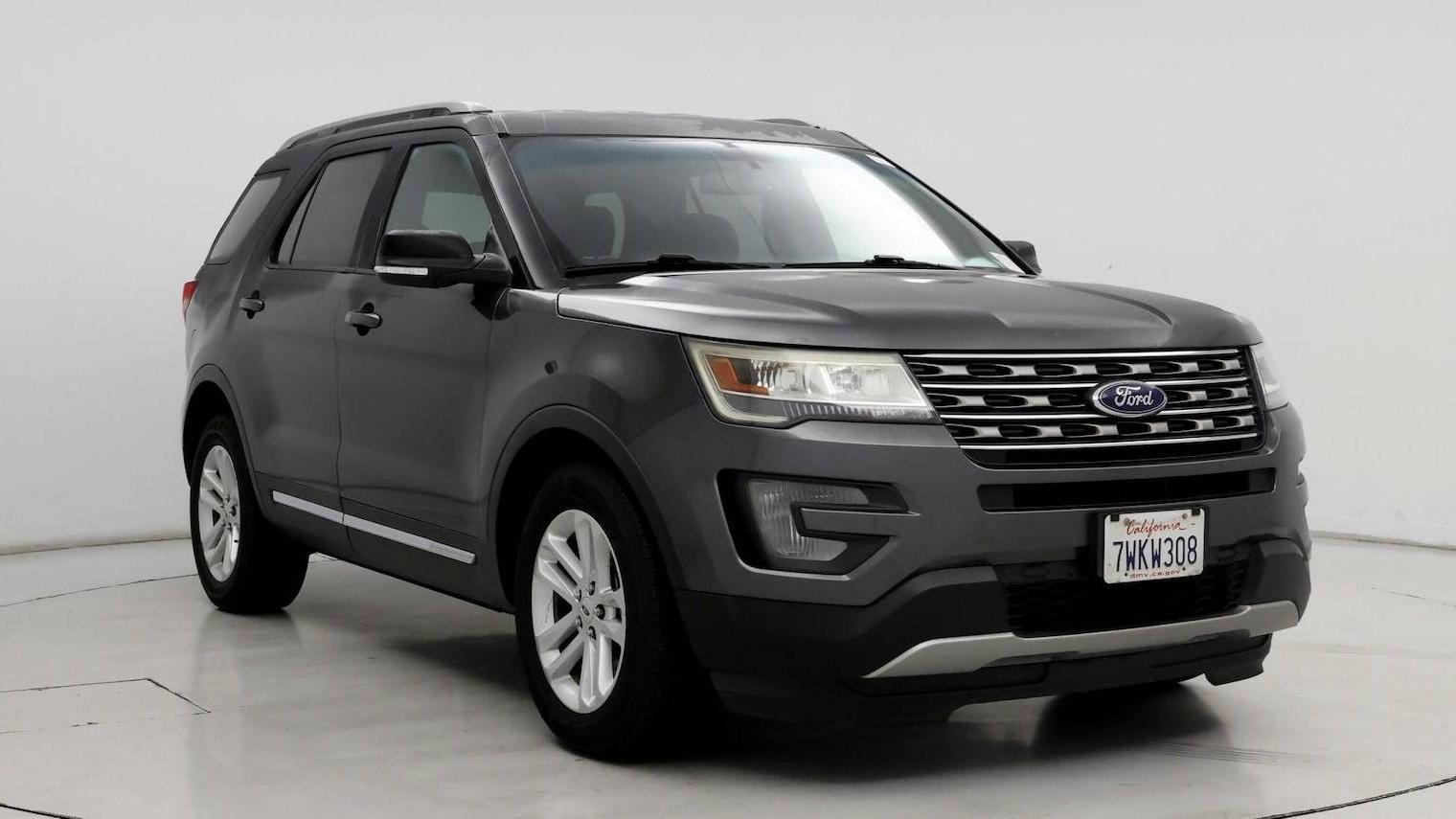 FORD EXPLORER 2017 1FM5K7D8XHGA70614 image