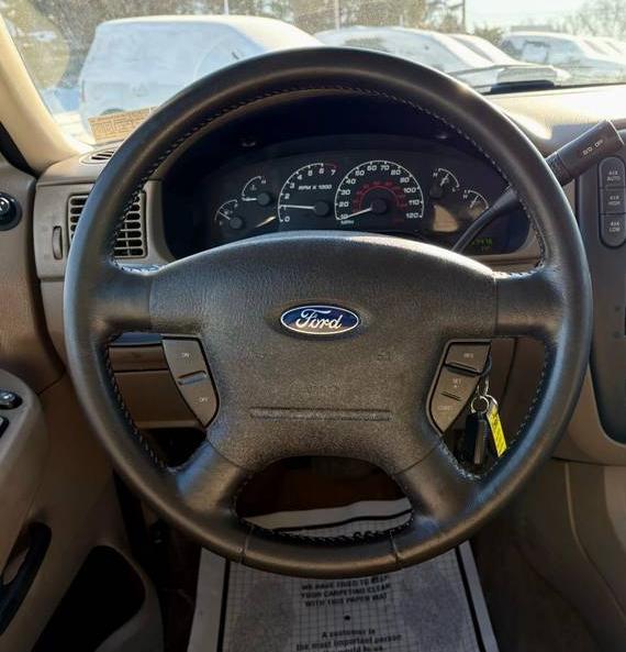 FORD EXPLORER 2002 1FMZU73E22UC55249 image FORD EXPLORER 2002 1FMZU73E22UC55249 image