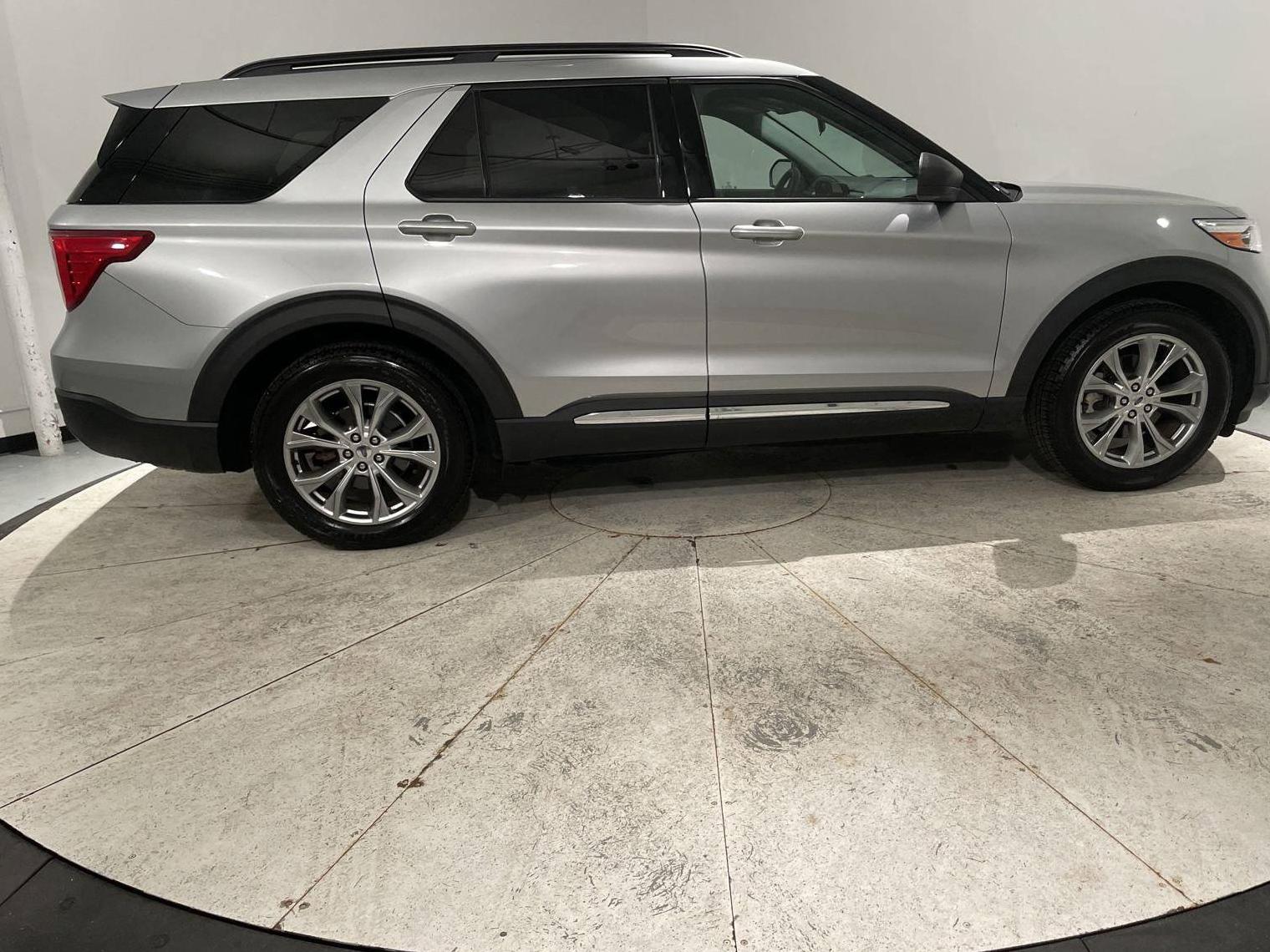 FORD EXPLORER 2020 1FMSK7DH1LGC96584 image