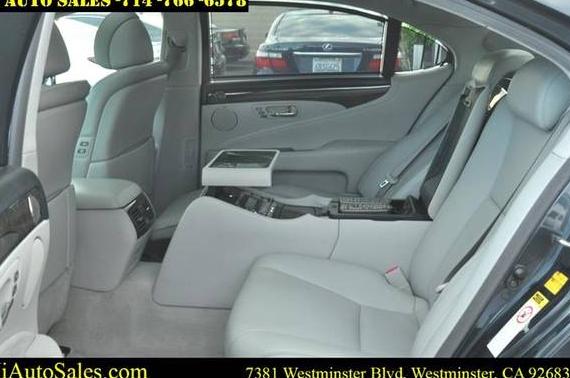 LEXUS LS 2007 JTHGL46F975001622 image