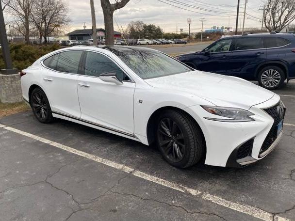 LEXUS LS 2018 JTHC51FFXJ5000381 image