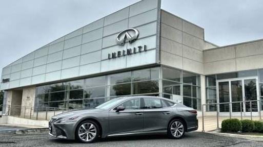 LEXUS LS 2018 JTHC51FF9J5004891 image