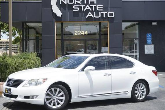 LEXUS LS 2011 JTHBL5EF5B5107463 image
