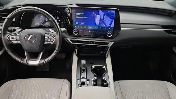 LEXUS RX 2024 JTJCHMAA6R2017694 image